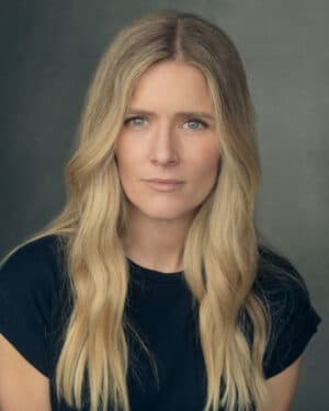 Amy De Bhrun